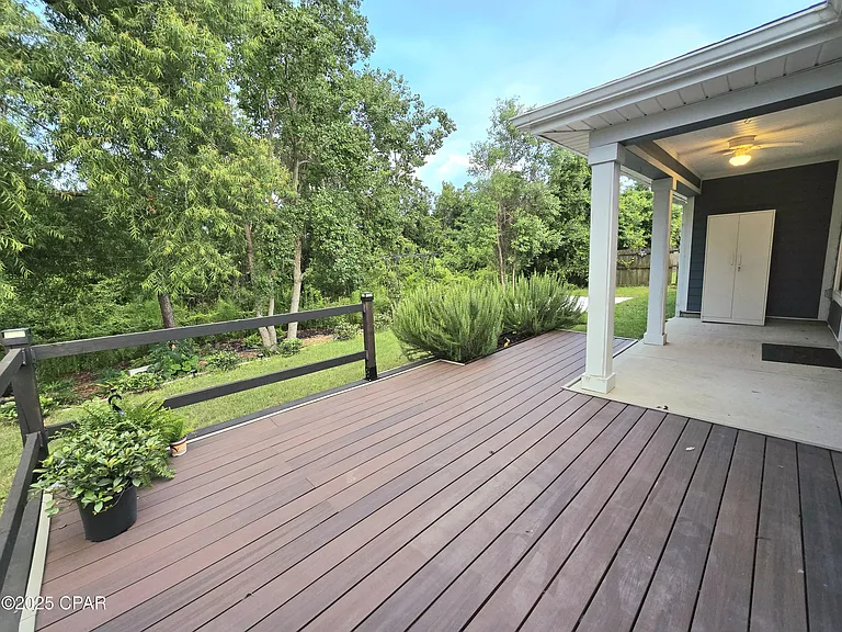 603 Diamonte Cir — Photo 22