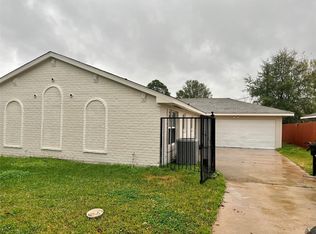 11431 Sandstone St, Houston, TX 77072