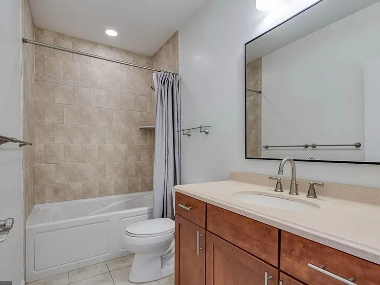 522 Carpenter St — Photo 15
