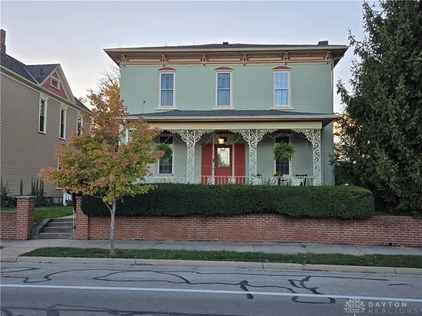 212 N Main St, Ansonia, OH 45303