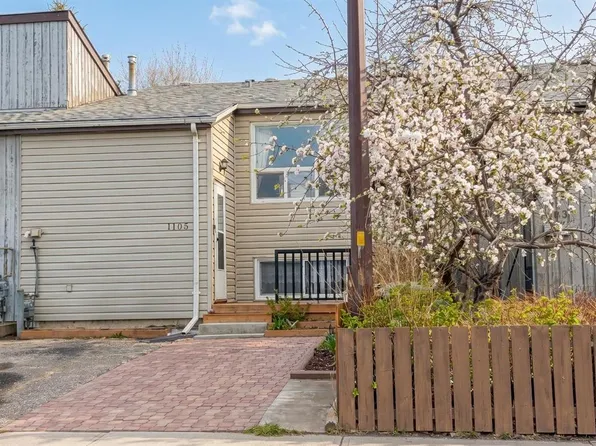 1105 E 53rd St SE, Calgary, AB T2A 1V5