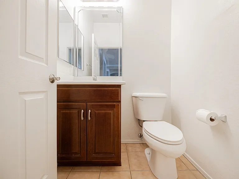 15268 W Coolidge St — Photo 31