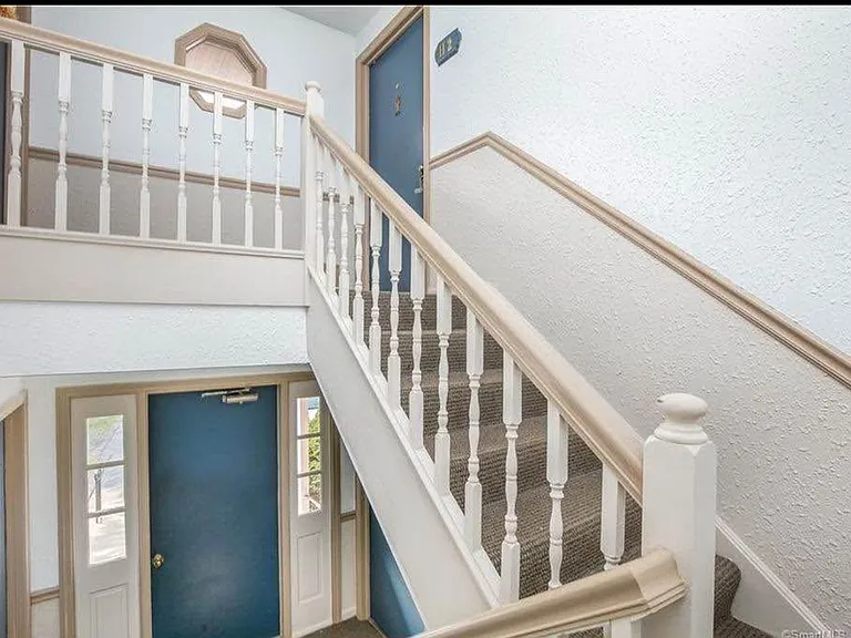 4 Loveland Hill Rd #H2 — Photo 4