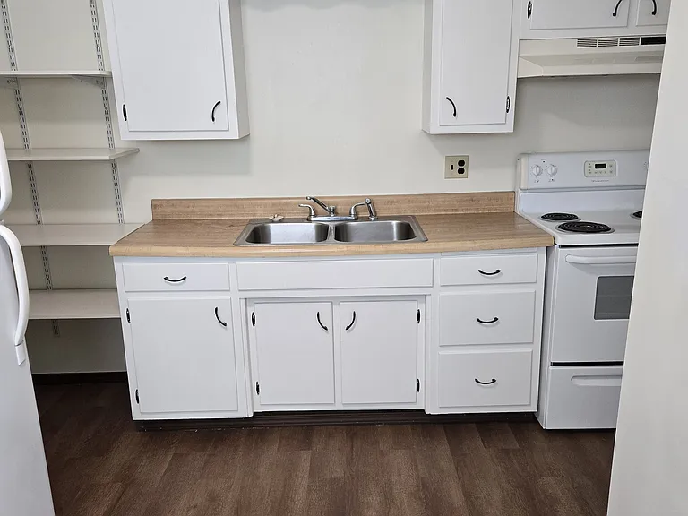 139 Church St — Photo 3
