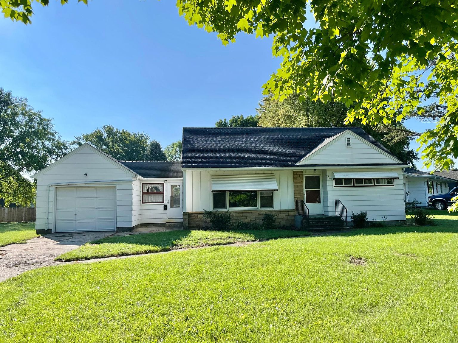 900 Park St, Fairfax, MN 55332 Zillow