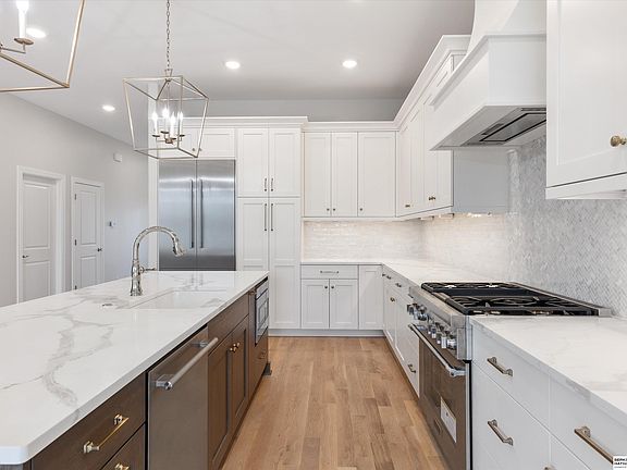 2nd image of 1015 S 90th Ct