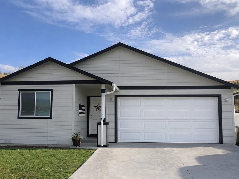 2307 SE Sage Brooke Rd — Photo 1