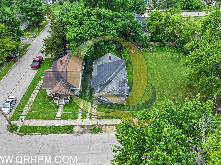 1205 Pinehurst Ave — Photo 17