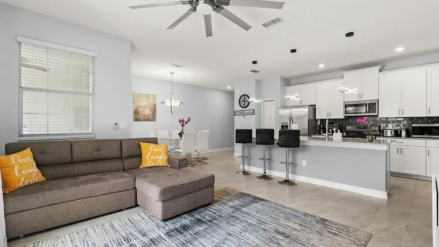 4 bed, 3.0 bath, 1905 sqft, $3,346 — Photo 1