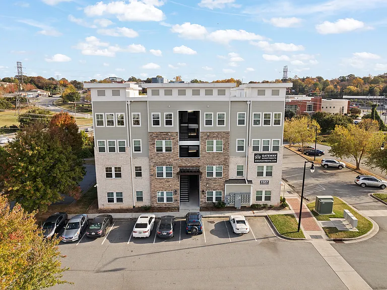 Gateway Apartments — Photo 2