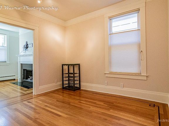 4th image of 4060 19th St #4060