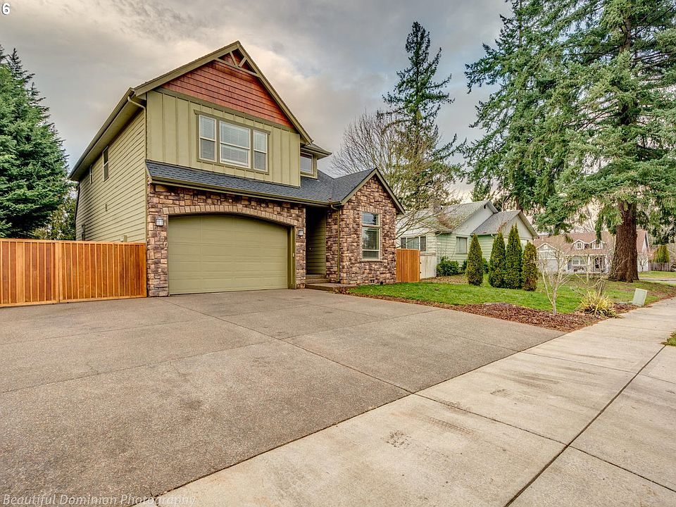 1st image of 8804 NE 11th St