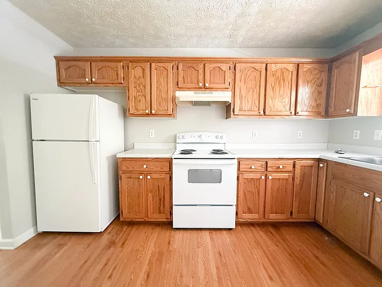 125 W Bangham Rd — Photo 9