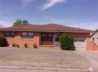 1815 Sunset Dr, Altus, OK 73521