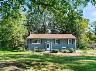 37 Longmeadow Rd, Shelton, CT 06484