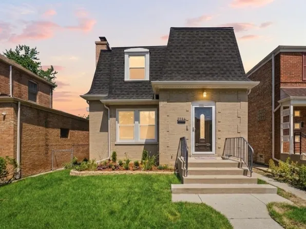 2724 W Jerome St, Chicago, IL 60645