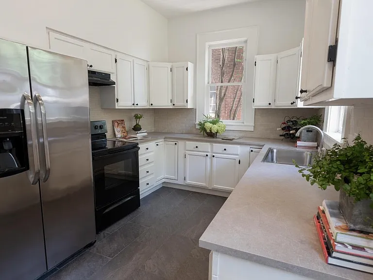 264 N McNeil St — Photo 9
