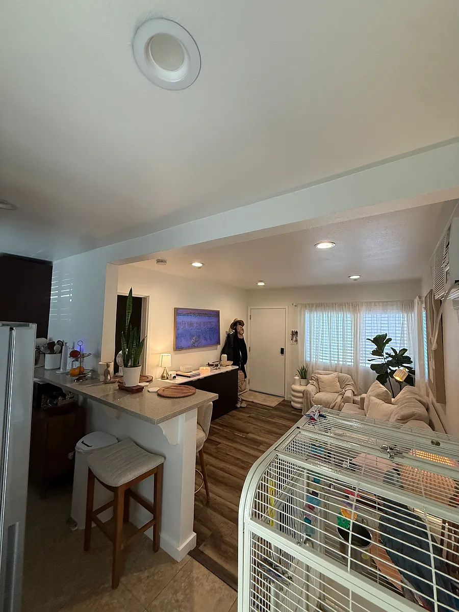 Building Photo - 6726 1/2 E Marcelle St