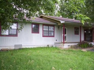 11818 Farrar Rd, Bentonville, AR 72713