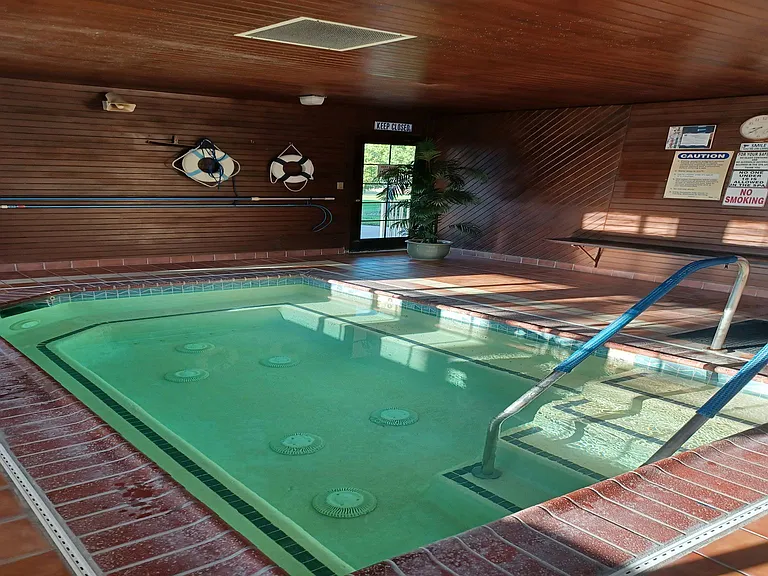 community jacuzzi