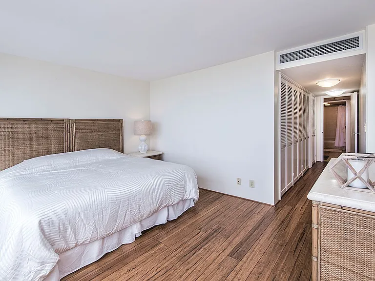 1600 Ala Moana Blvd #1110 — Photo 9