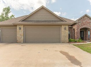 17589 Blackjack Rdg, Newalla, OK 74857