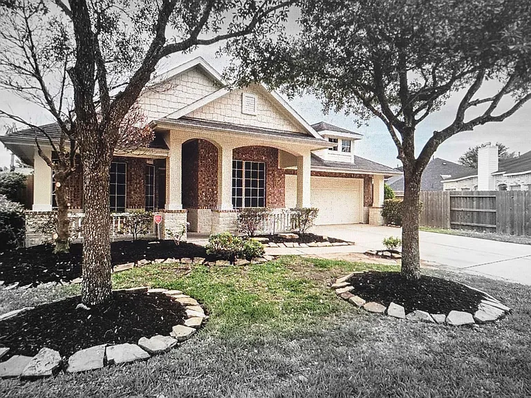 17507 N Riata Lake Dr — Photo 2