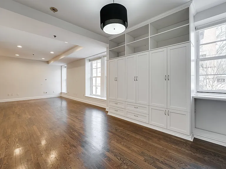 829 Washington St #5 — Photo 17