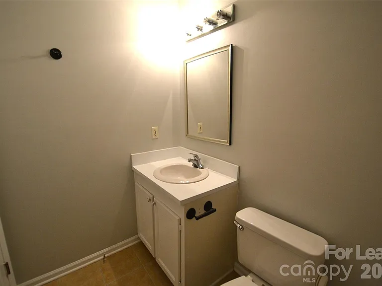 7124 Winery Ln — Photo 18