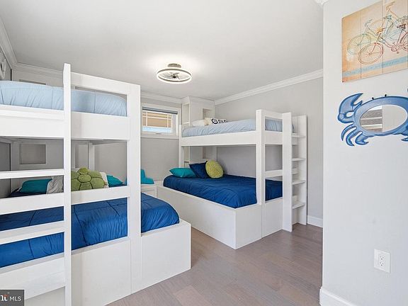 5th image of 2500 Bayshore Ave