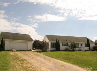 15905 Burt Rd, Chesaning, MI 48616