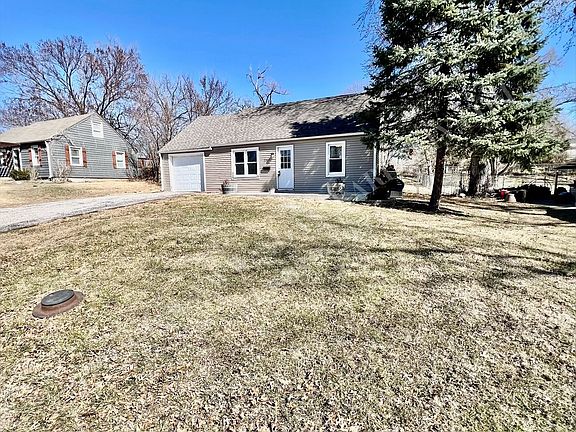 3rd image of 2833 S 9th St
