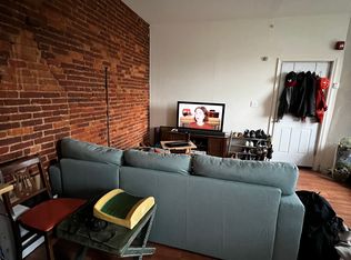 1900 Wallace St APT 2R, Philadelphia, PA 19130