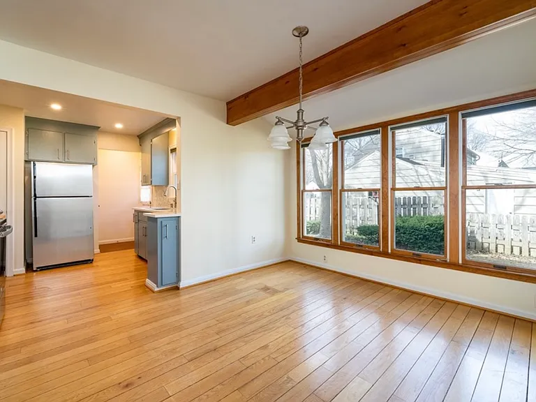 10 Hollyvale Dr — Photo 25