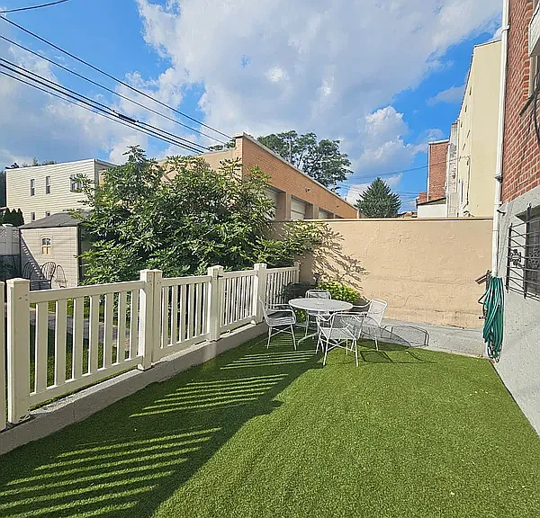 31-56 44th St #1A — Photo 17