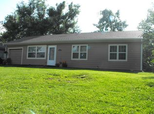 3355 SW Kirklawn Ave, Topeka, KS 66611