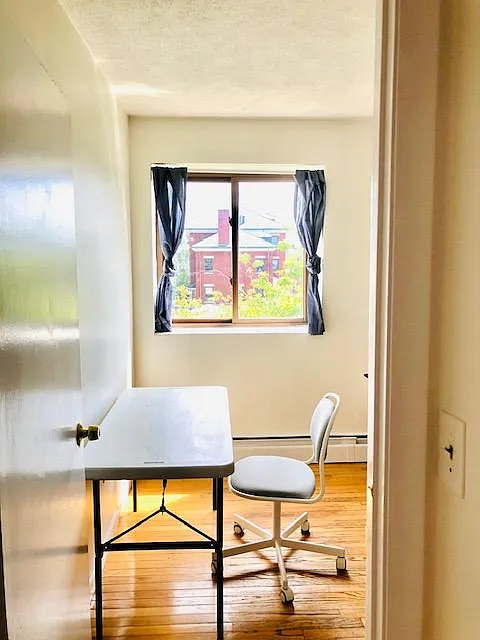 28 Brentwood St #14