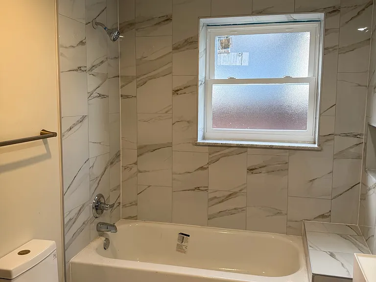2327 Park Ave #3 — Photo 8