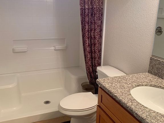 3rd image of 400 Hillside Dr #725
