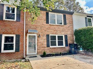 1516 Deer Lake Dr, Lexington, KY