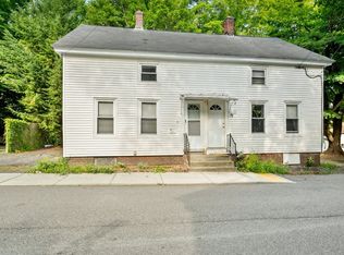 46-48 Stewart St, Palmer, MA 01069