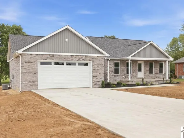 8 Logan Trl, Murray, KY 42071