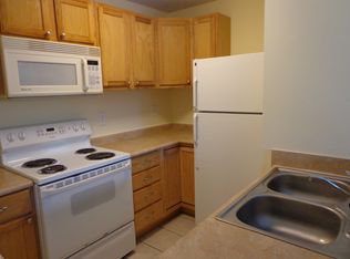 4038 Hunters Ridge Dr SW APT 8, Huntsville, AL 35802