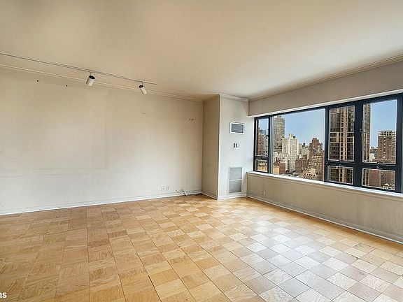 3rd image of 425 E 58th St APT 23B