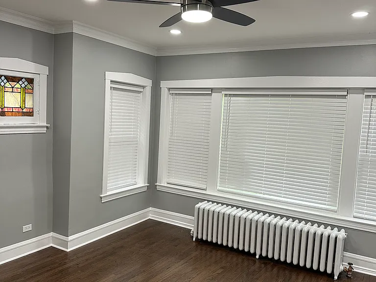 1712 N Nagle Ave #1 — Photo 5