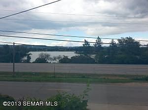 4th image of 615 E Lake Blvd