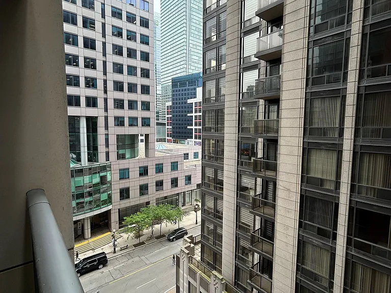 8 Mercer St #706 — Photo 25