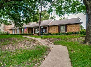 10825 Saint Michaels Dr, Dallas, TX 75230