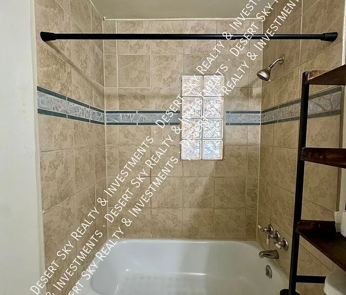 2035 Rosedale Dr — Photo 24