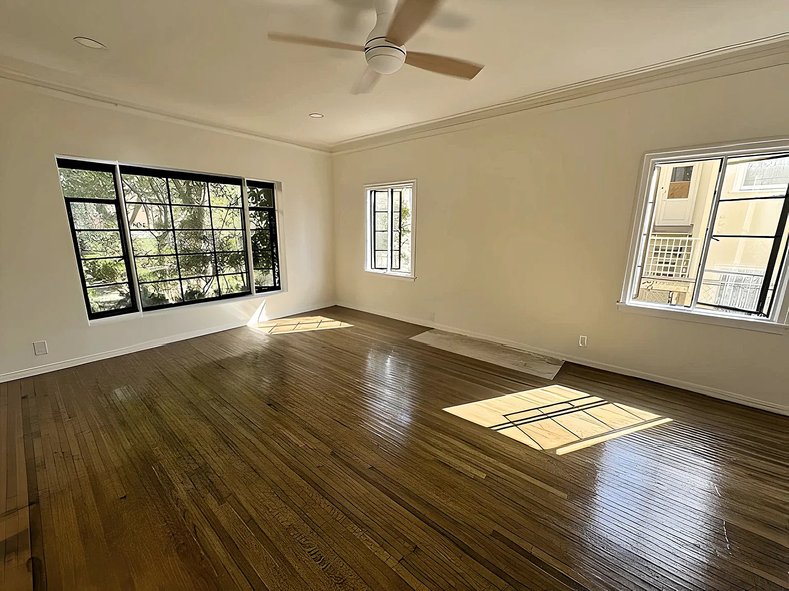 2 bed, 1200 sqft, $2,595 — Photo 1